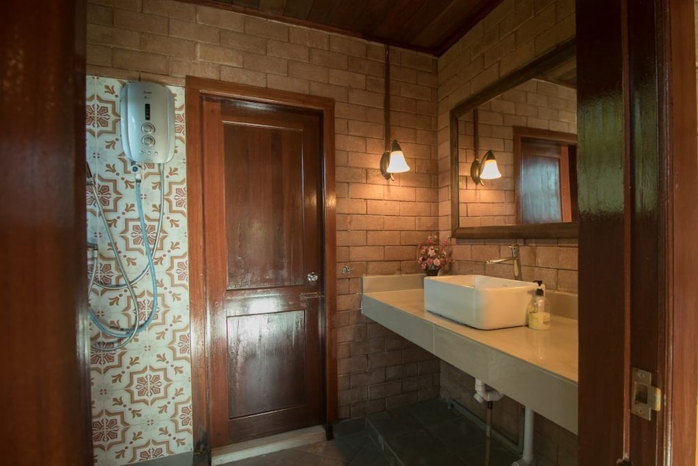 De Serenity - Exclusive Jungle Retreat