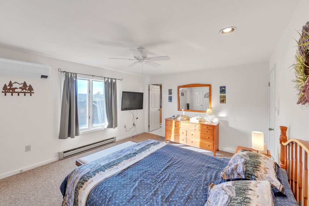 Uncas 16n - Spacious & Scenic Townhome 2 Bedroom Townhouse by The Summit at Gore Mountain