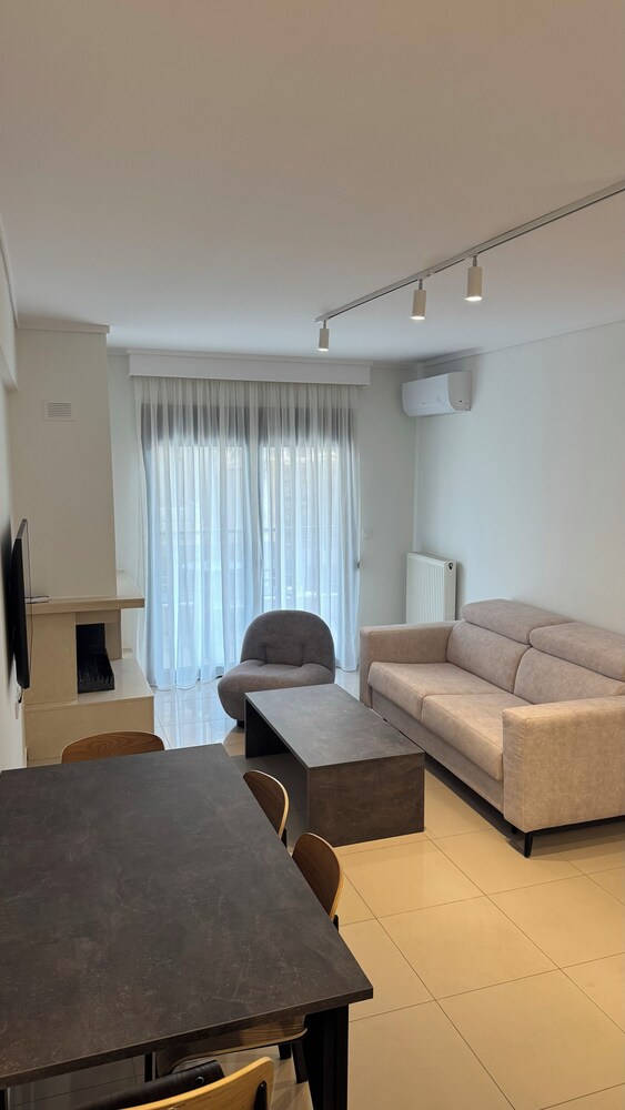 Icon Apartments