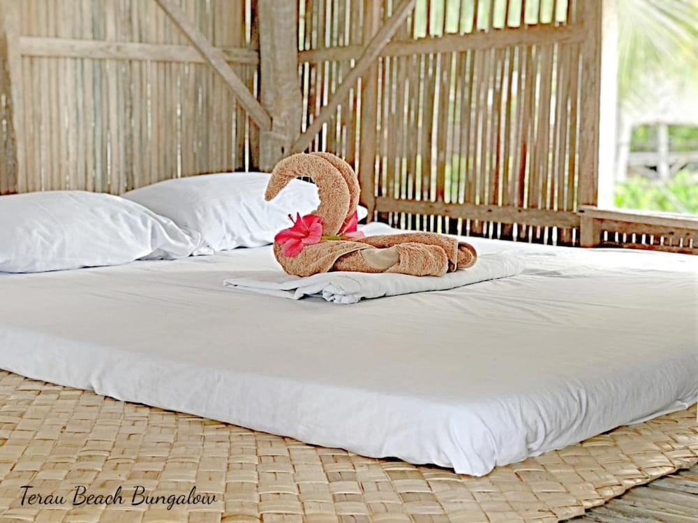 Terau Beach Bungalow view 3