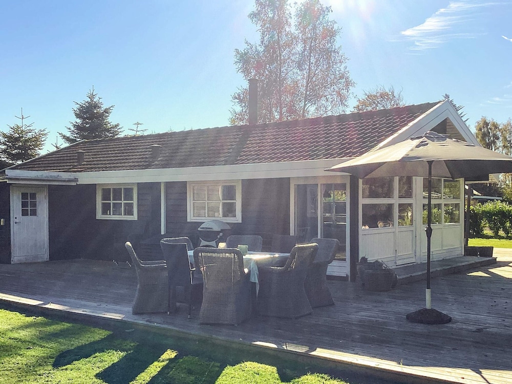 4 Star Holiday Home in Vaeggerlose