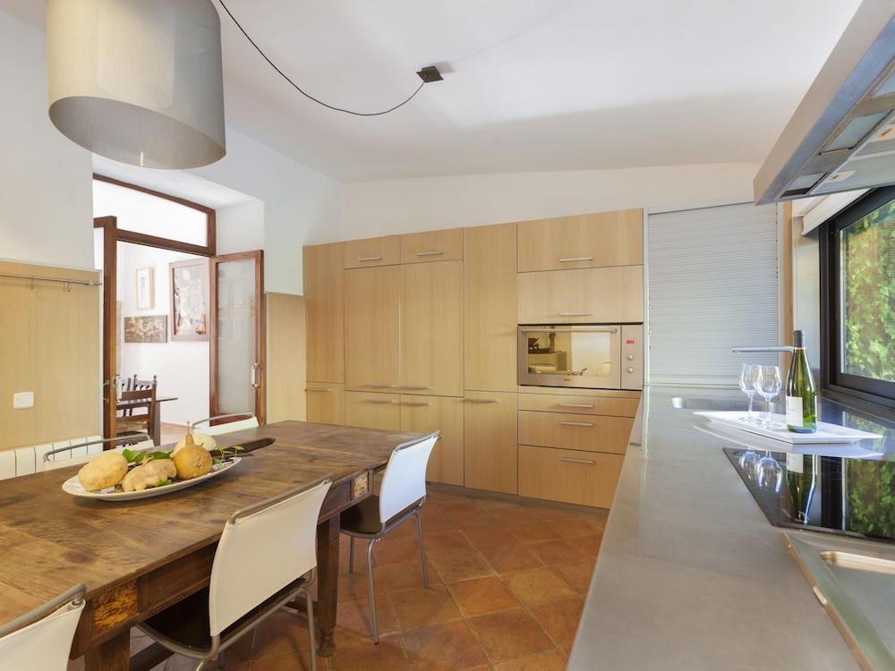 Mansion in Lloseta With Pool & Terrace photo 5