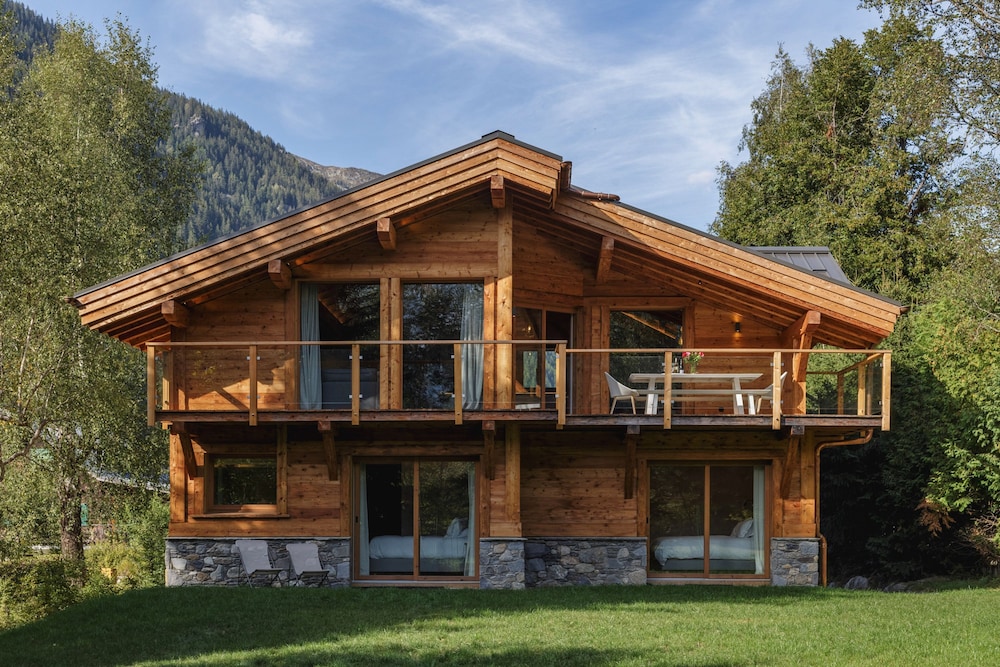 Chalet Blaiti re Contemporary Luxury