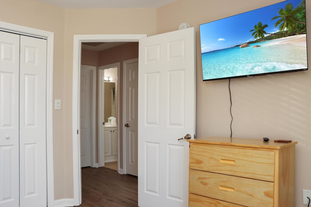 The Palms 13B