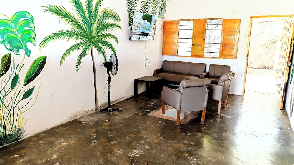 CASA GLORIA HOSTAL