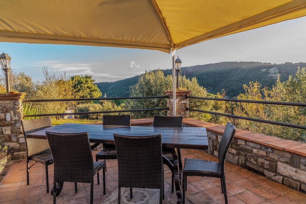 Camera in accogliente B&B ad Albidona