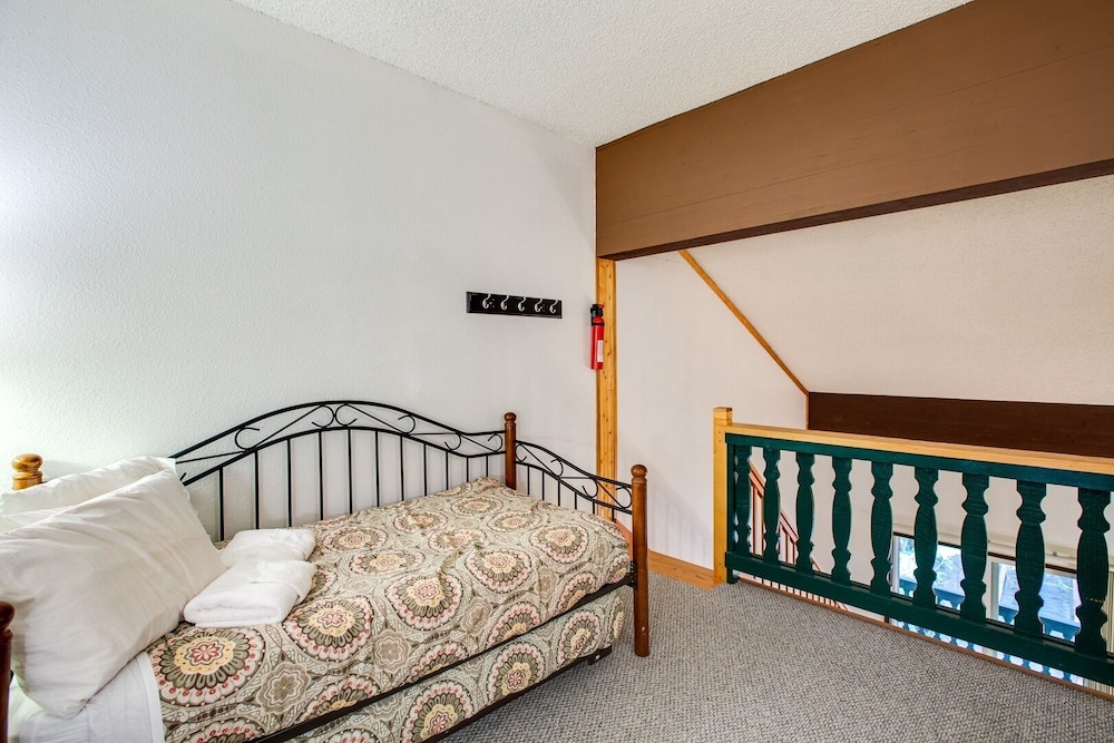 Glacier Mt Baker Lodging