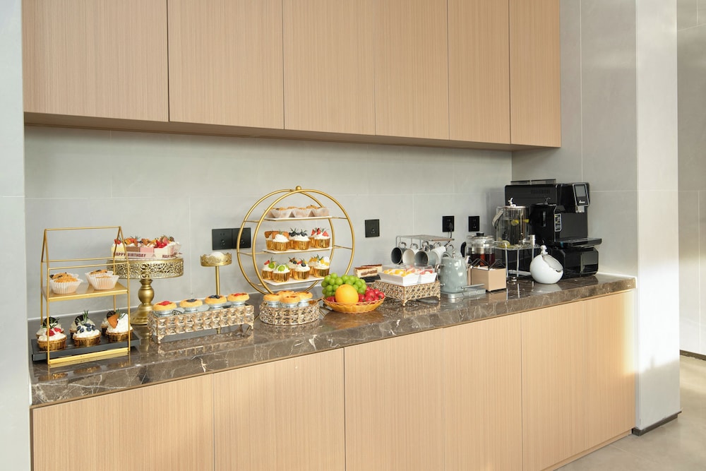 ECHIC Mercure (Guangzhou Baoneng Performing Arts Center Luogang Wanda Plaza)