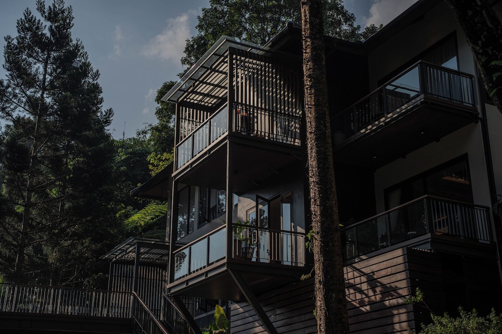 Plataran Puncak Residences