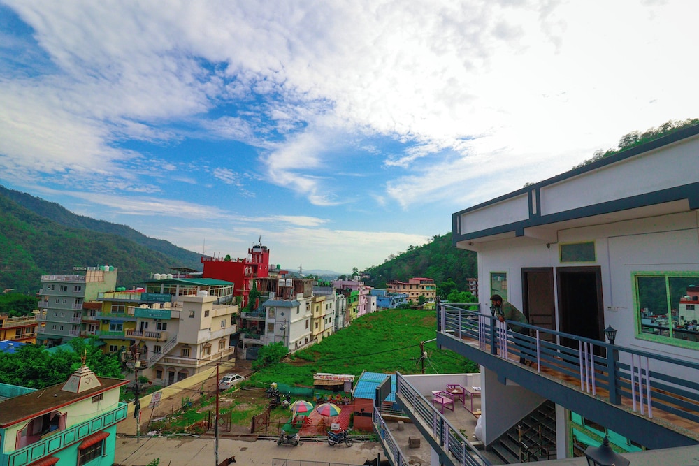 Manzil Hostel