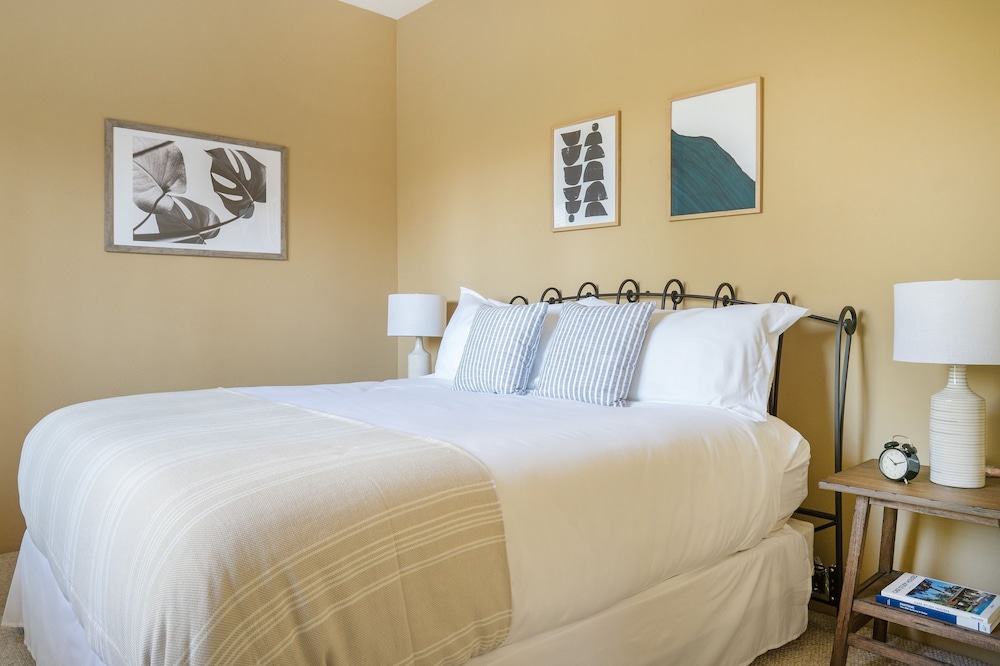 Monroe by Avantstay Beautiful Home w Pool Spa PGA West Sleeps 12