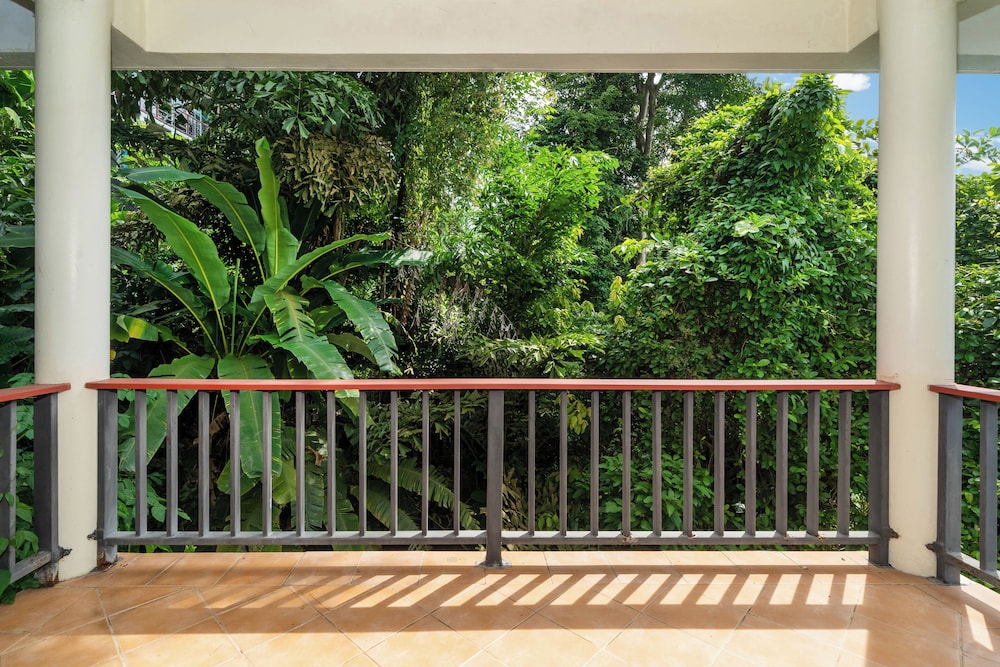 Emerald Hill Villas