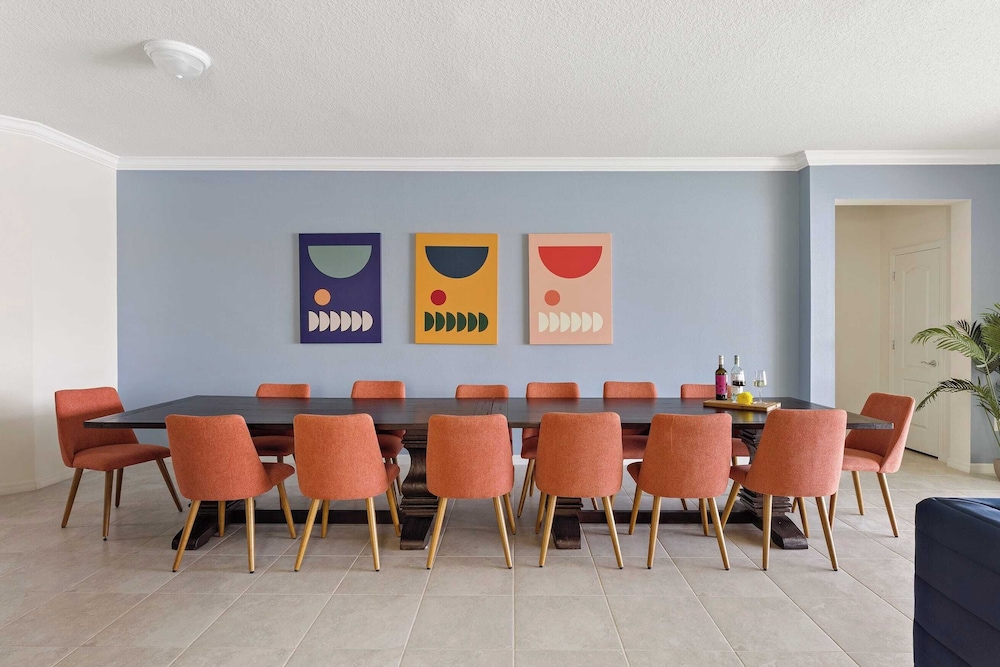 Sleeps 20! Resort Home Near Disney, Pool+game Room Twice-as-nice by Avantstay