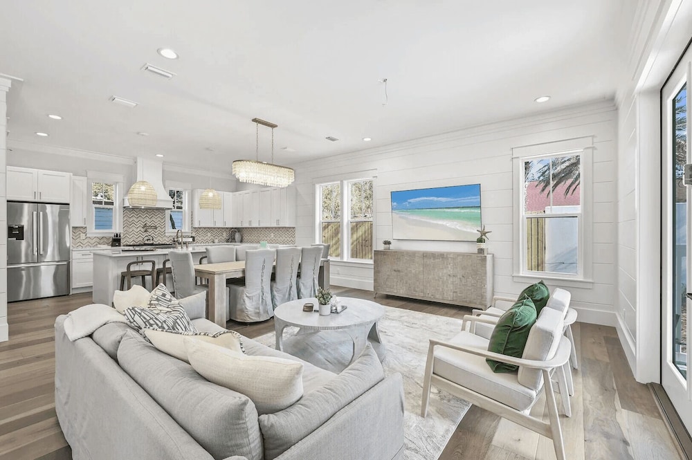 Alibi 30A by Avantstay 6bdr, Private Pool, Steps to Beach