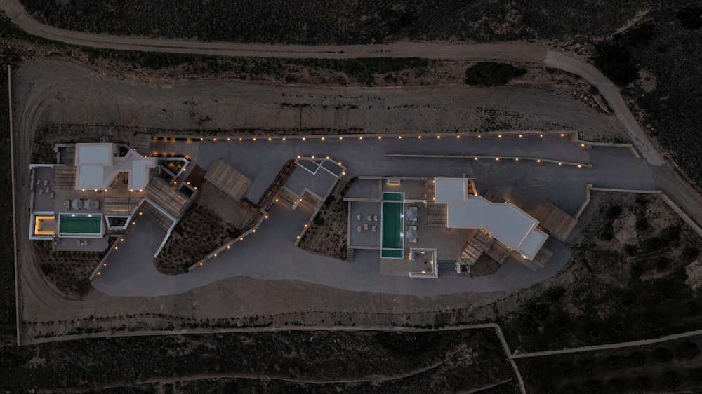 AVERA VILLAS