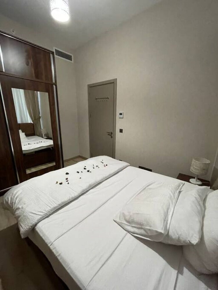 Modern Deluxe 1 1 Living Apartment Near Mall of Istanbul
