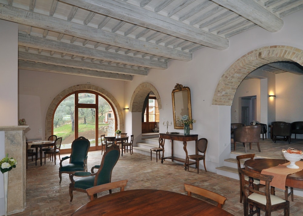 Le Buche Wine Resort & Spa