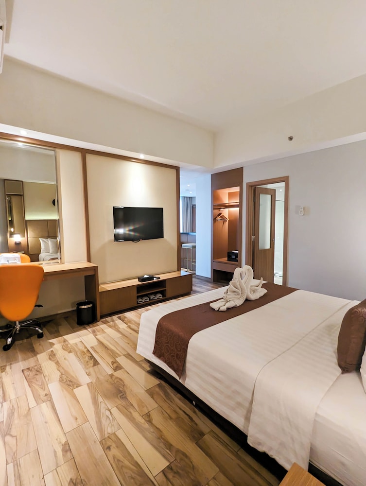 Astanaraya Suites Hotel