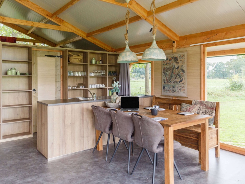 Tent Lodge With Dishwasher in Twente view 3