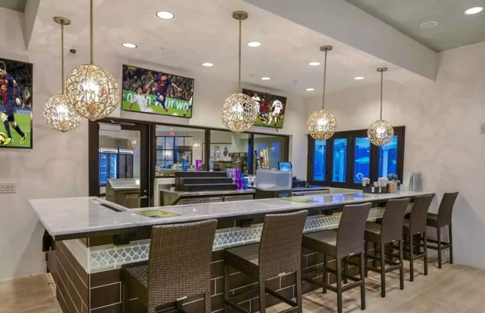 Villa Near Disney Themed Luxury 5Bd With Pool