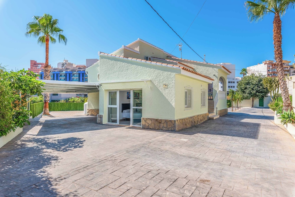 Villa Escriva