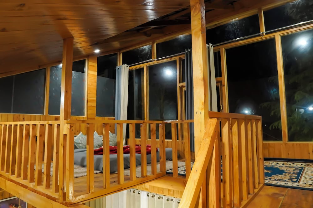 WOW Treehouse & Cottages