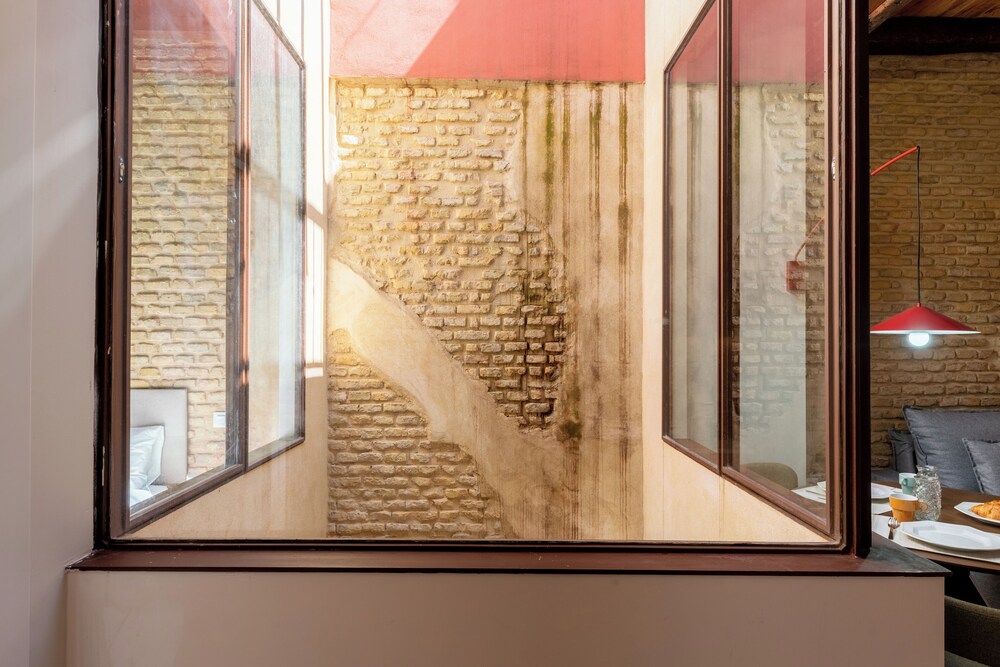 One&Lux Casa Barrabas