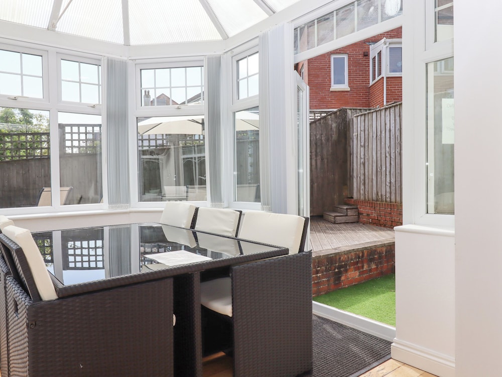 Flat 2 Channel View