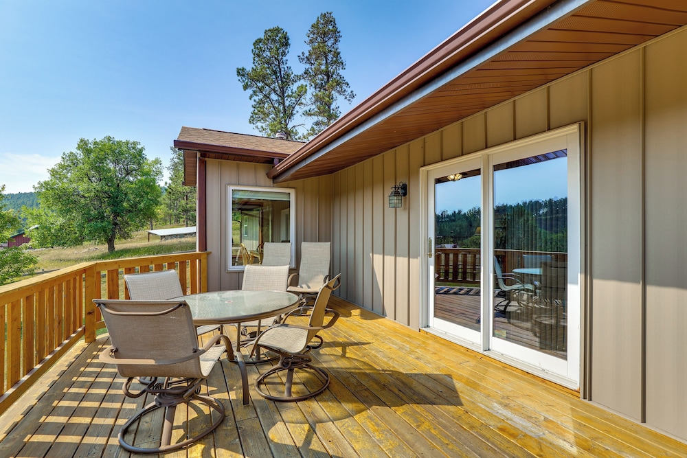 'hayward Valley House' Black Hills Family Retreat