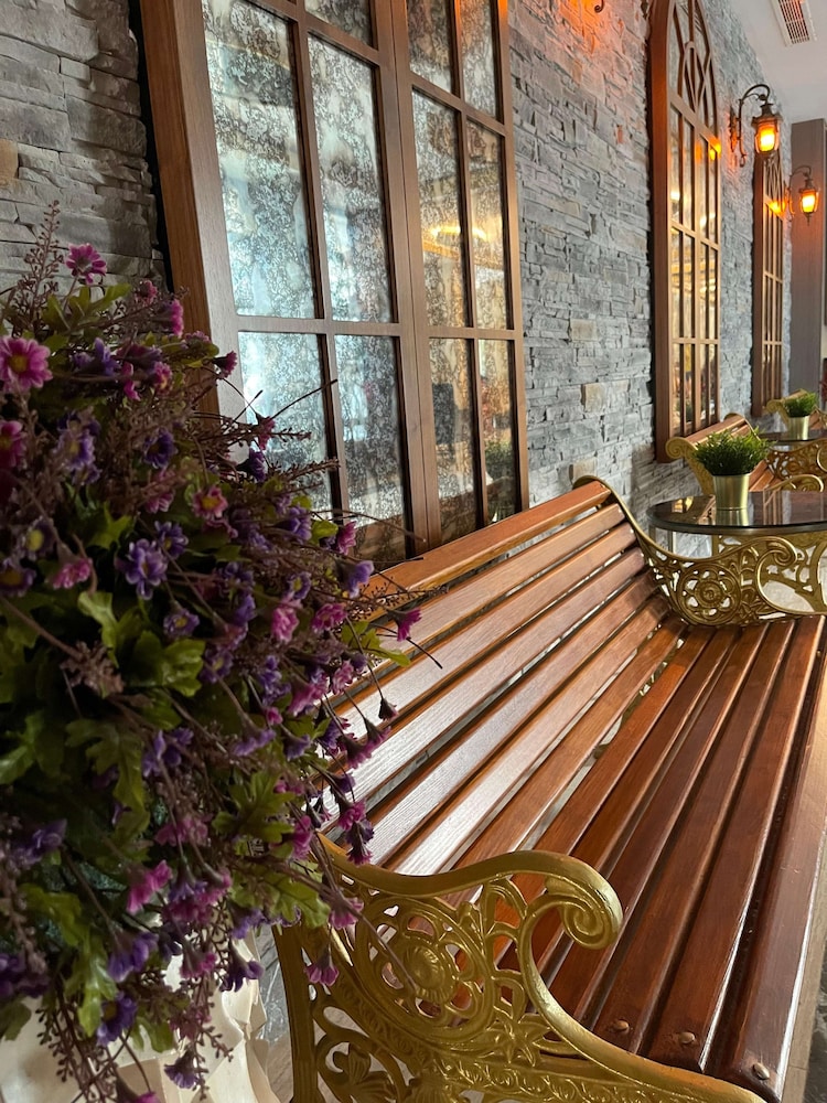 Saphir Hotel & Villas