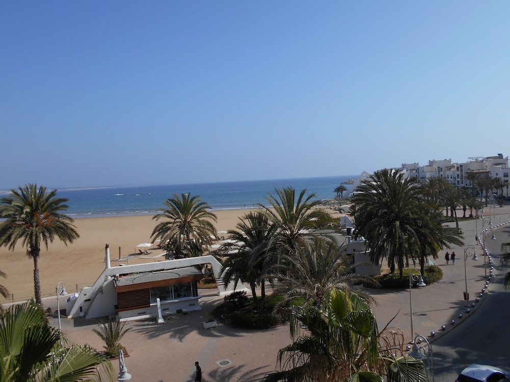 Spacious Apartment with amazing sea views T24316 view 4