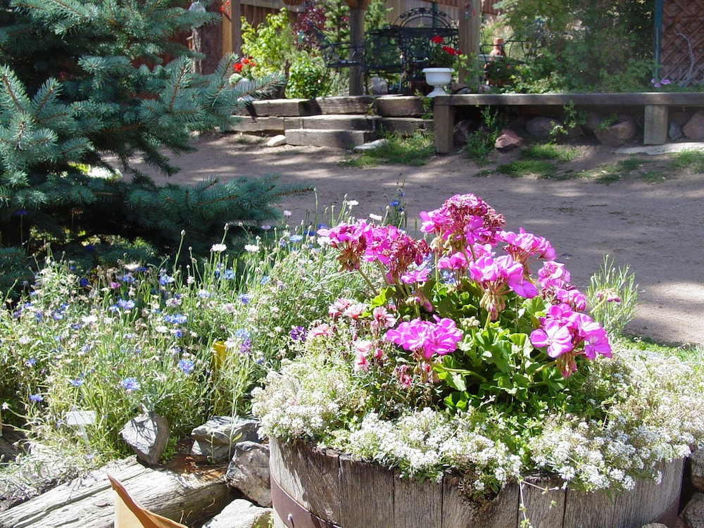 Anchorage Farm B&B