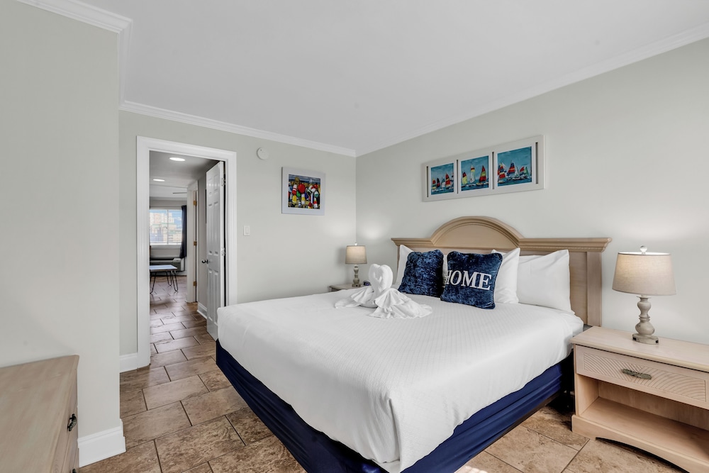 Bluewater Resort 1208