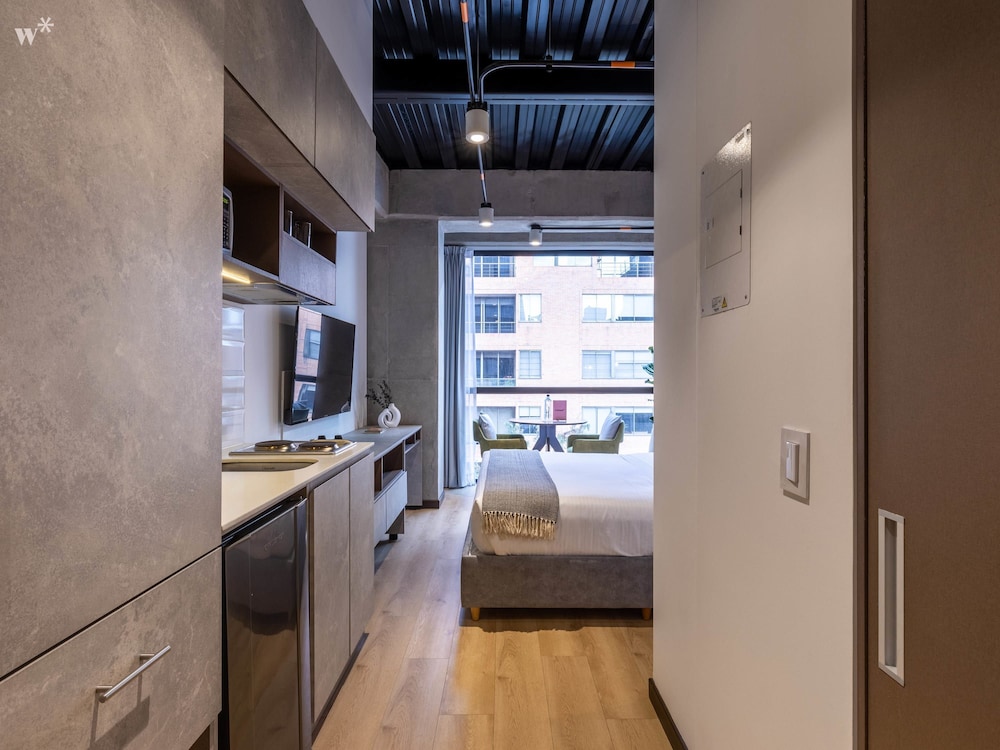 w Cozy 2BR in Parque Virrey