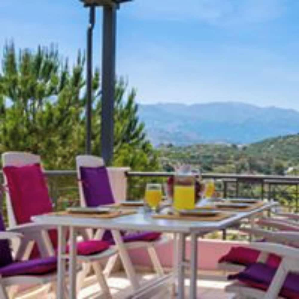 Villa Anatoli