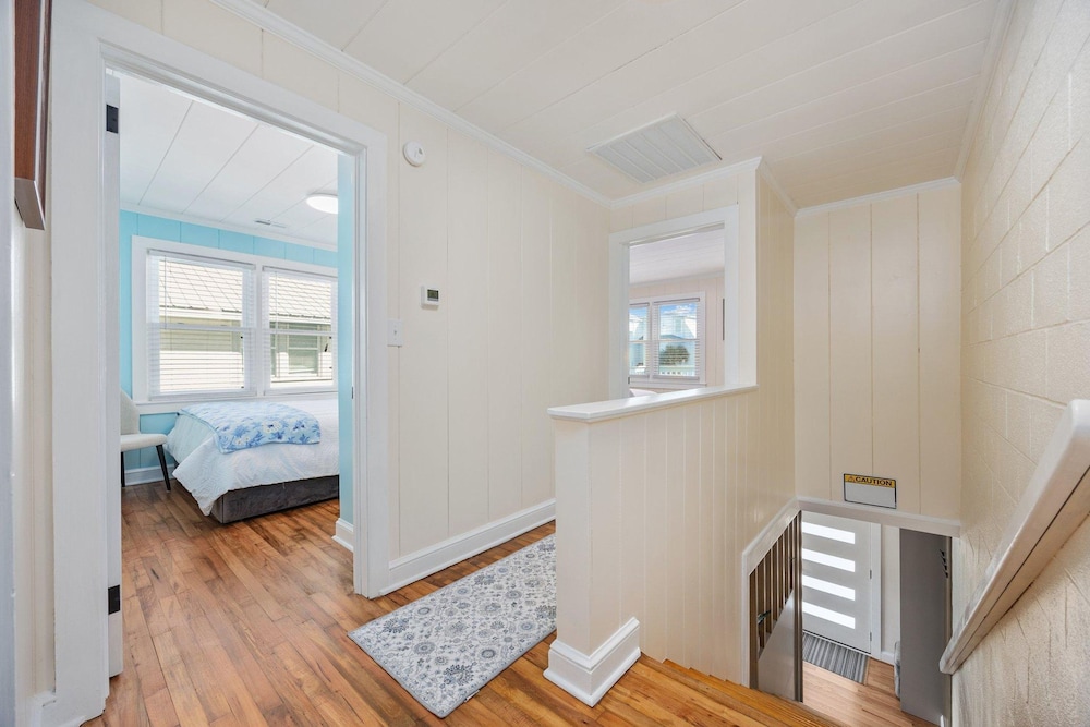 Elvi s Beach House Unit B