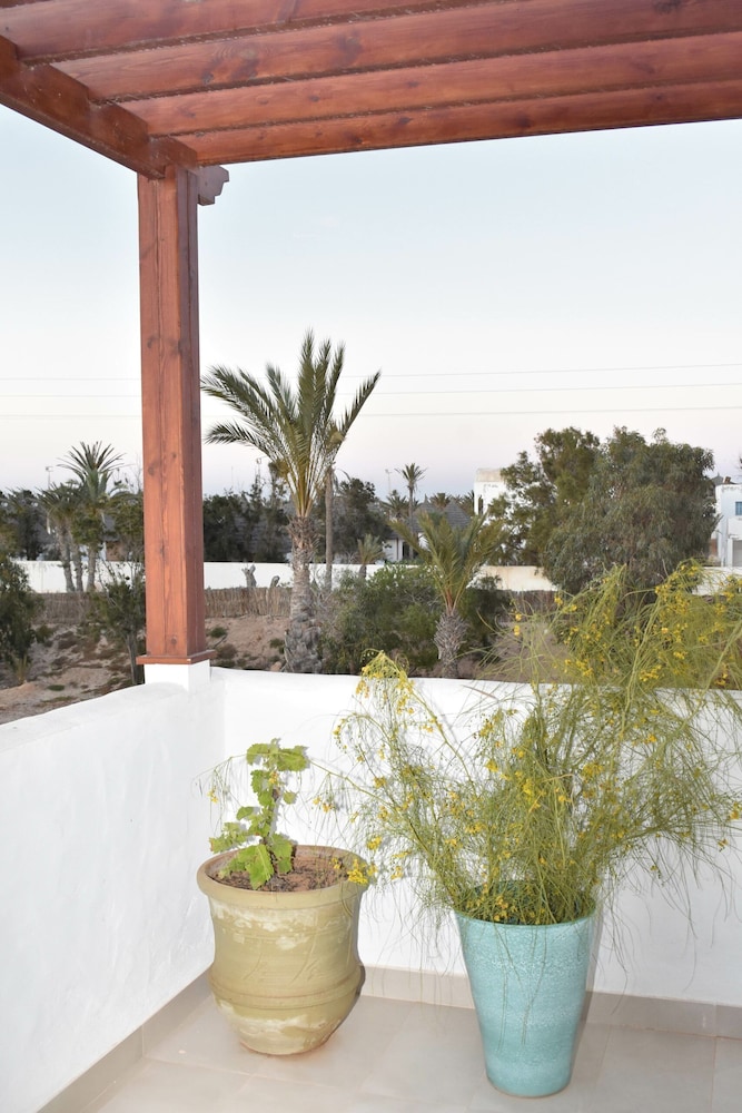 Menezel Jerba