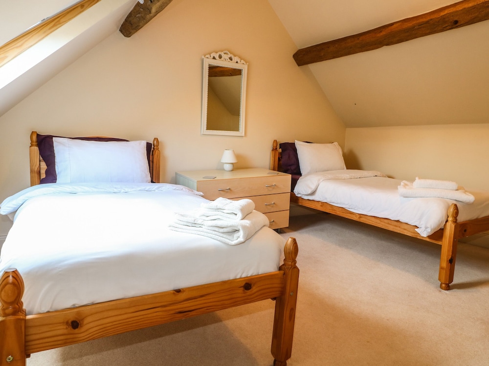 Mill Farm - The Farmhouse