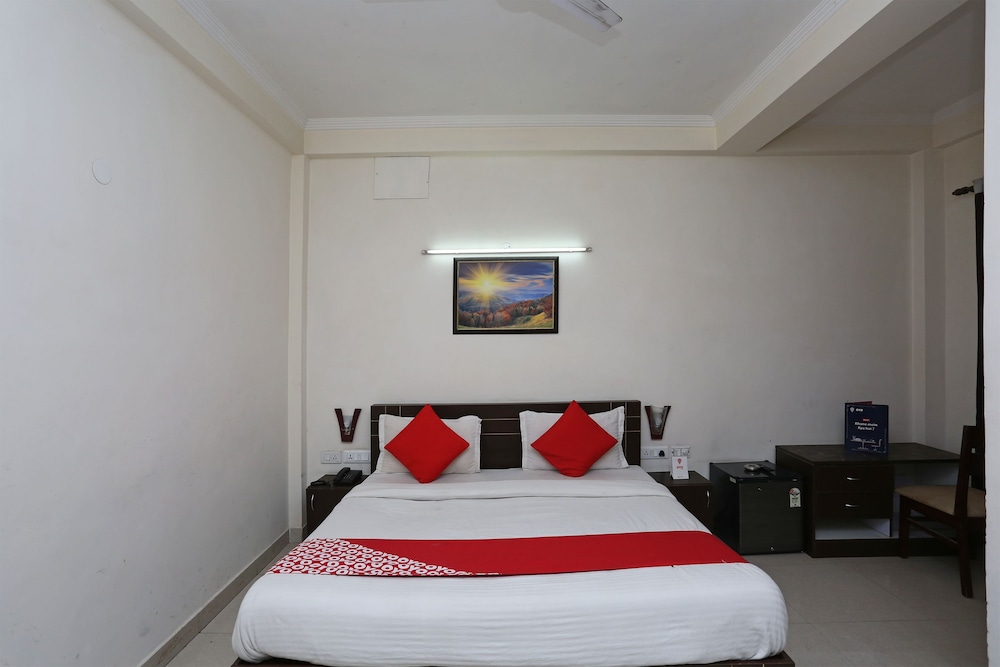 OYO 6540 Tirupati Residency