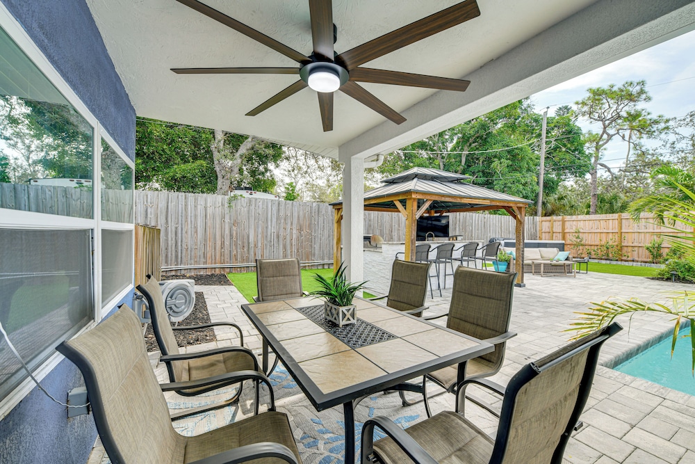 Backyard w/ Pool & Games! Family Home in Bradenton