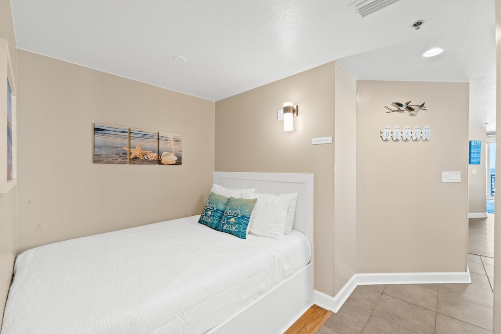 Grand Panama Beach Resort by Panhandle Getaways