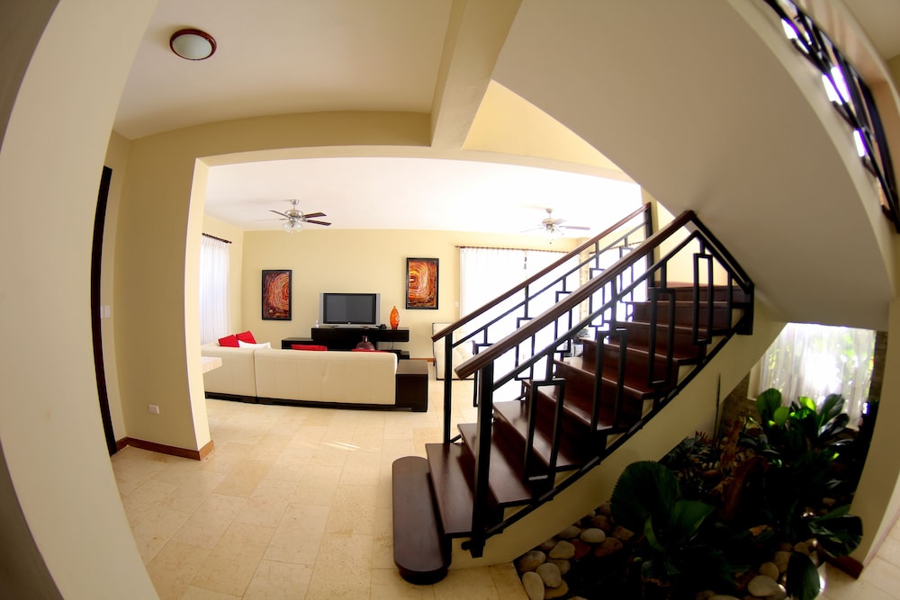 Ocean High Luxury Residence