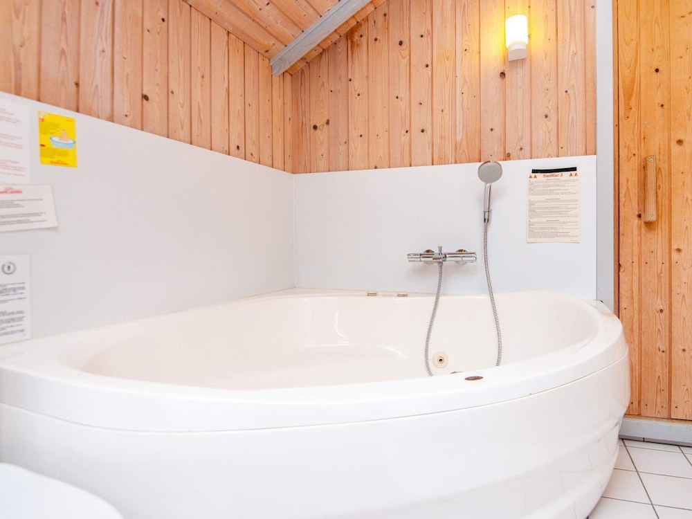 5 Person Holiday Home in Oksbol view 3