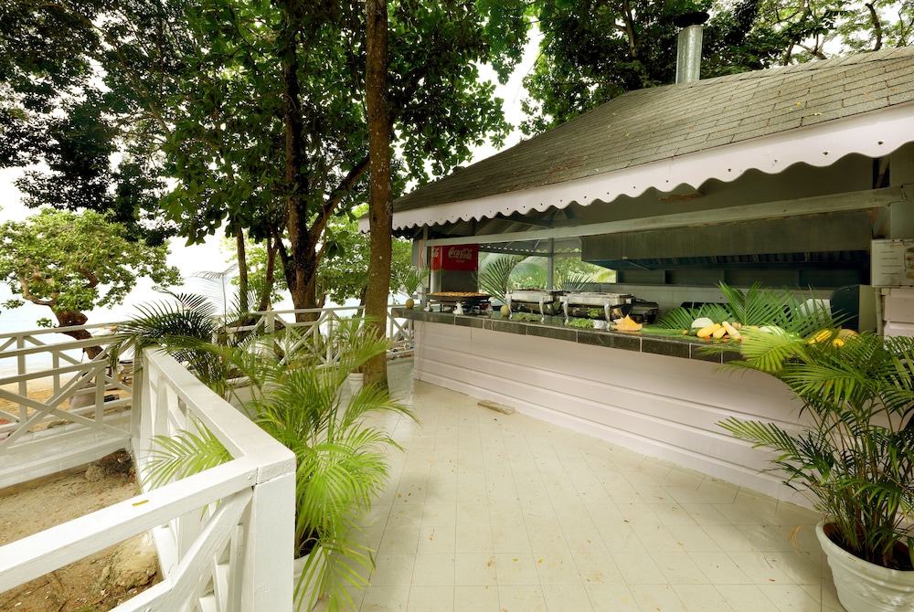 Grand Palladium Lady Hamilton Resort  Spa All Inclusive - Property Image 134