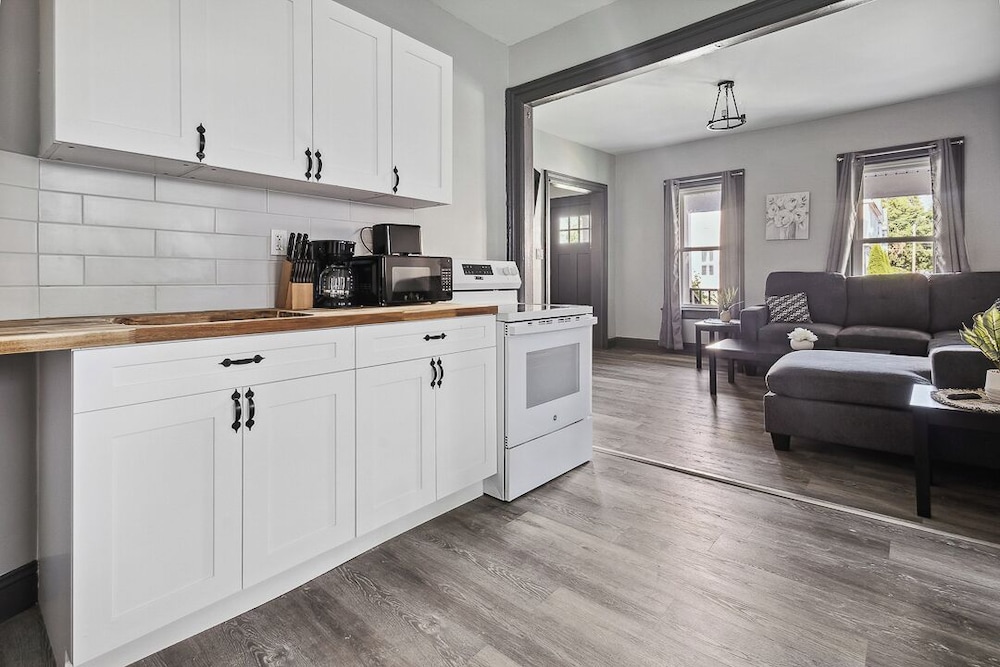 6Br Vacation Spot-Minutes To Niagara Falls Usa