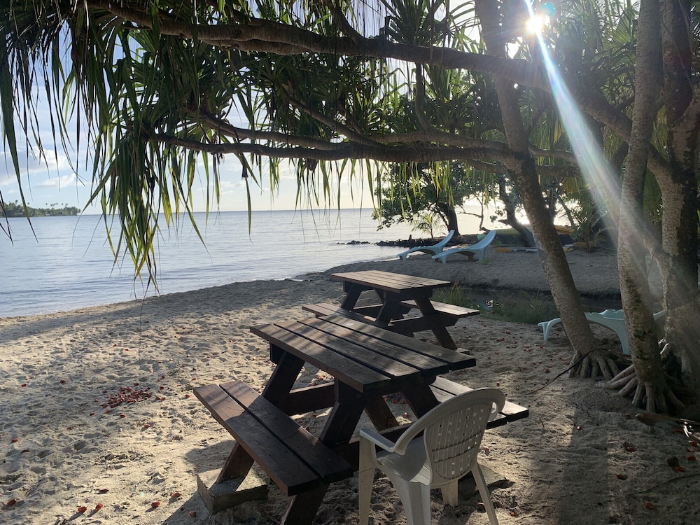 Fare Oviri Lodge