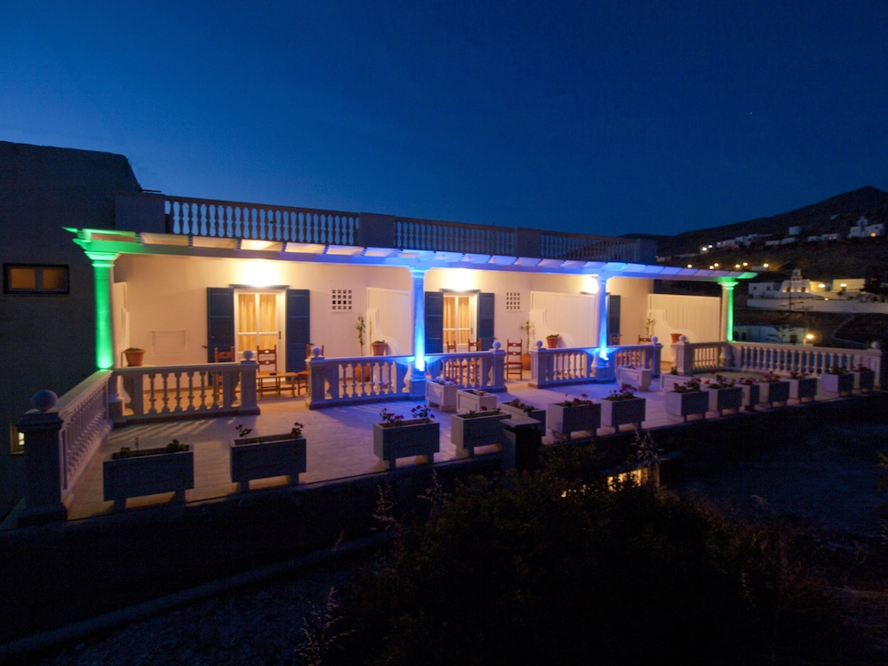 Ios Vacations - Parthenon - Property Image 2