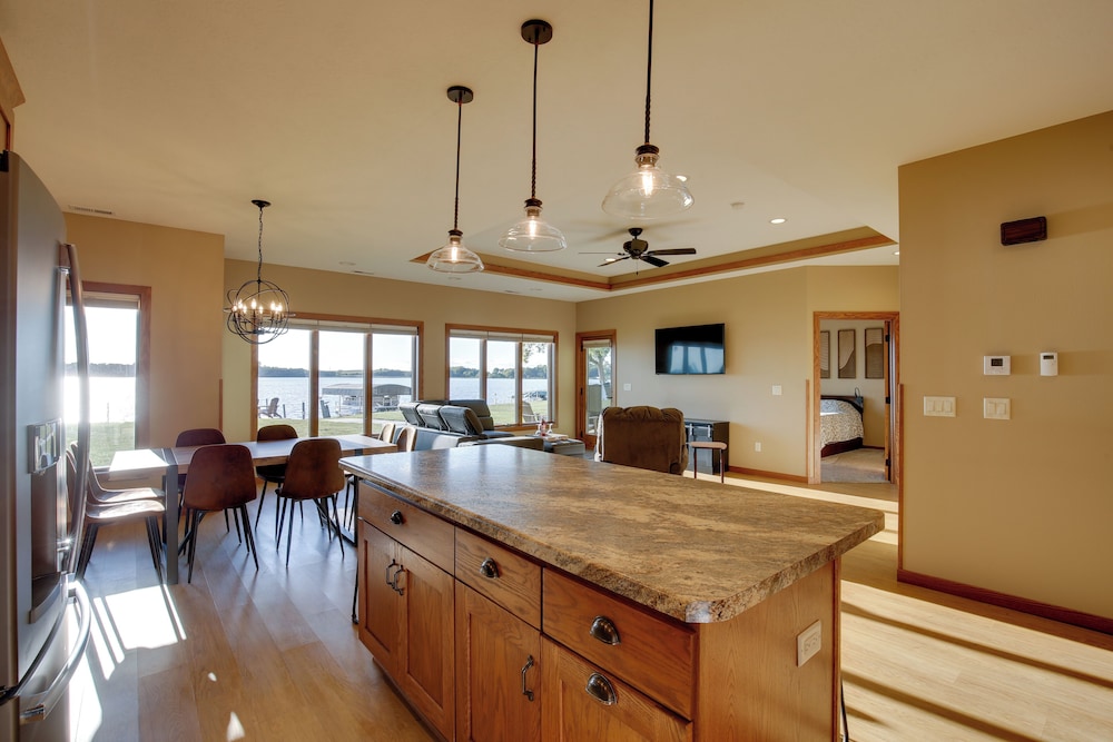 Dog-friendly! Silver Lake Escape Near Boat Ramp