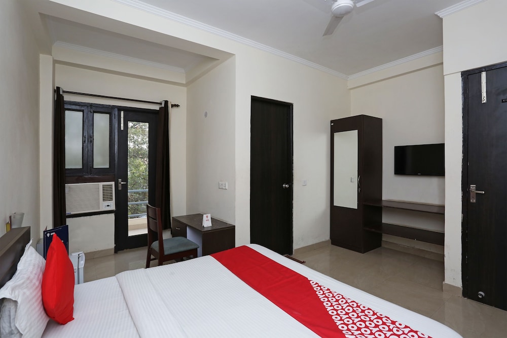 OYO 6540 Tirupati Residency