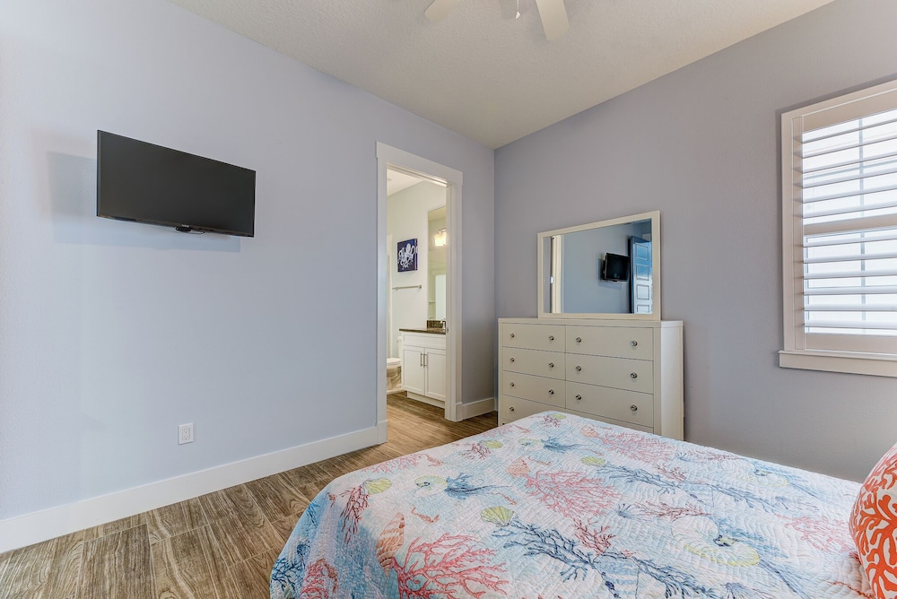 Coastal Heaven by Distinctive Beach Rentals